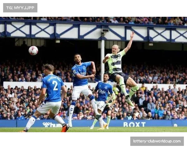 曼城迎战埃弗顿豪取16场不败蓝月亮剑稳坐英超霸主宝座